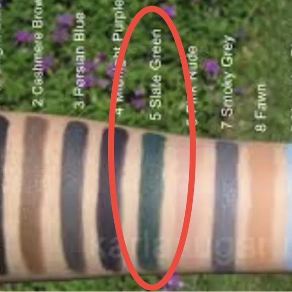 NIB [Yves Saint Laurent] Ombre Solo Radiance Smoothing Eyeshadow #05 Slate Green - Picture 4 of 15